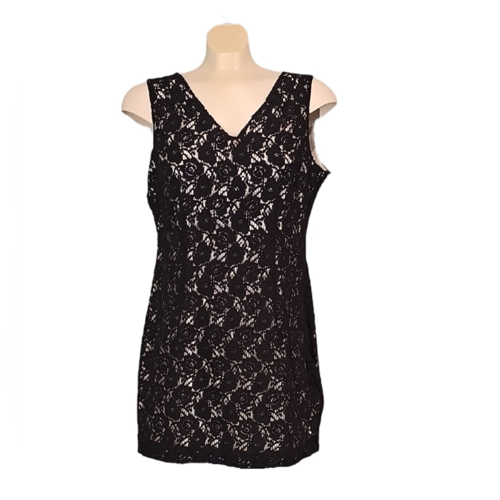 🍄 Alfred Sung Elegant Black Lace Dress, Size M